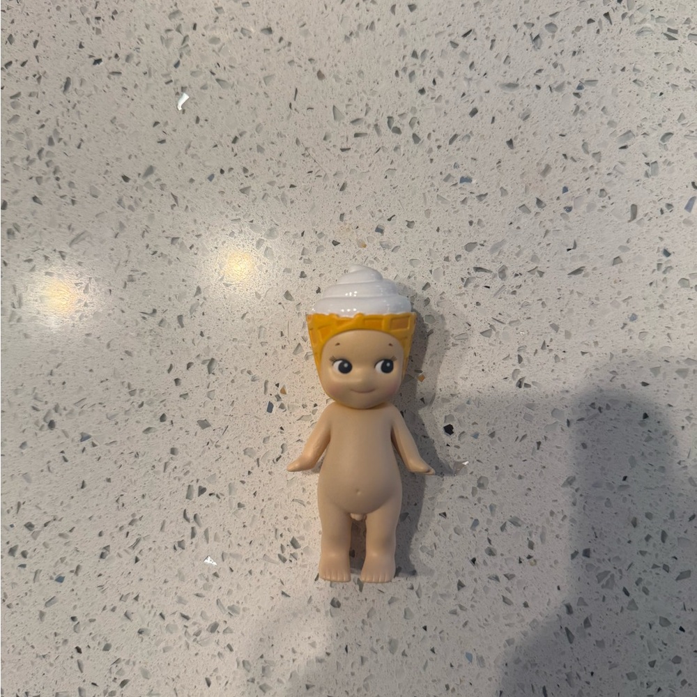 Brand new Sonny angel sweet series ice cream with original box and packaging!